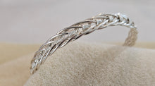Load image into Gallery viewer, Custom Sterling Silver Wire Bracelet