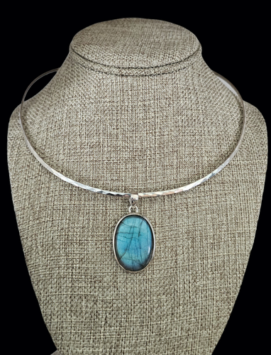 Sterling Silver Pendant with Labradorite