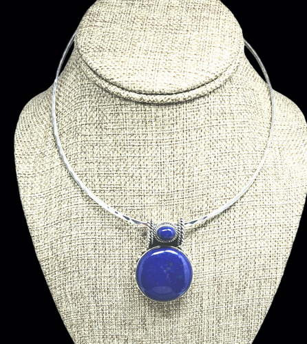 Sterling Silver Pendant with Lapis Lazuli