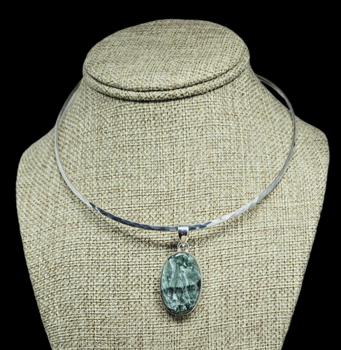 Sterling Silver Pendant with Seraphinite